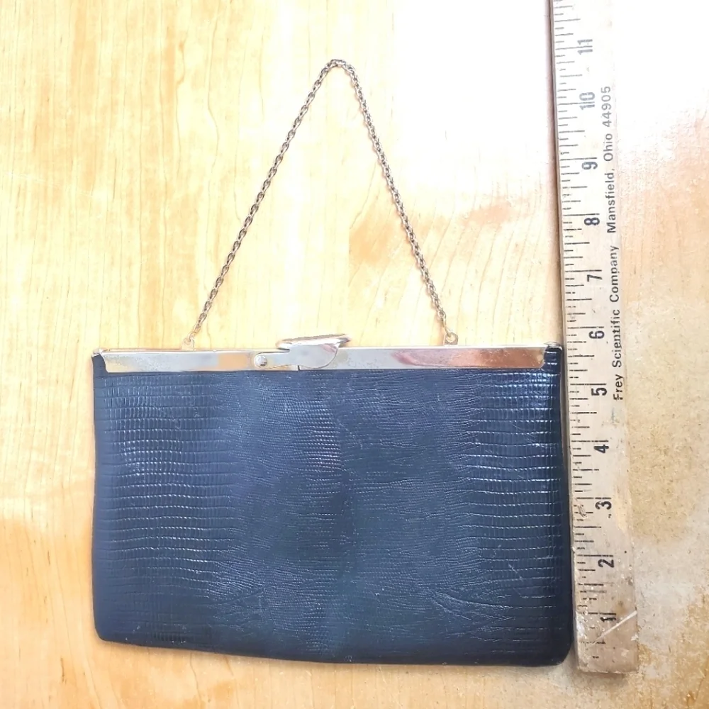 Vntg Etra Purse / Clutch. Genuine leather, croc embossed. Black with gold hardwa